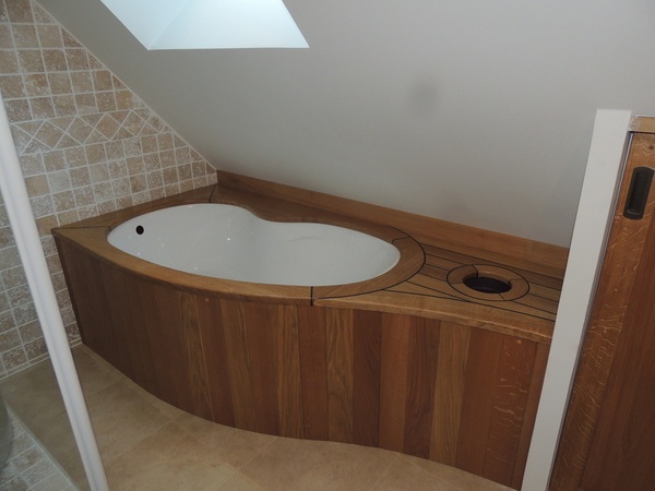 habillage baignoire bois