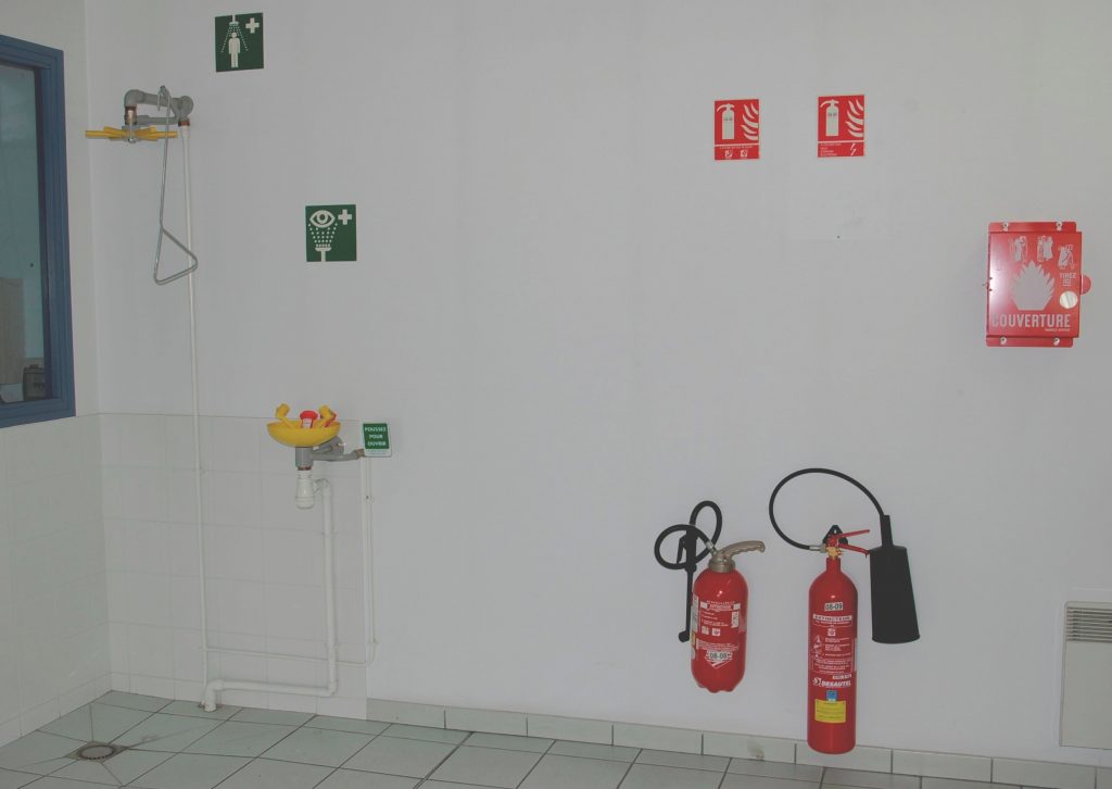 panneau douche acrylique