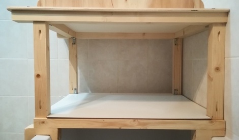 table a langer qui se fixe sur la baignoire